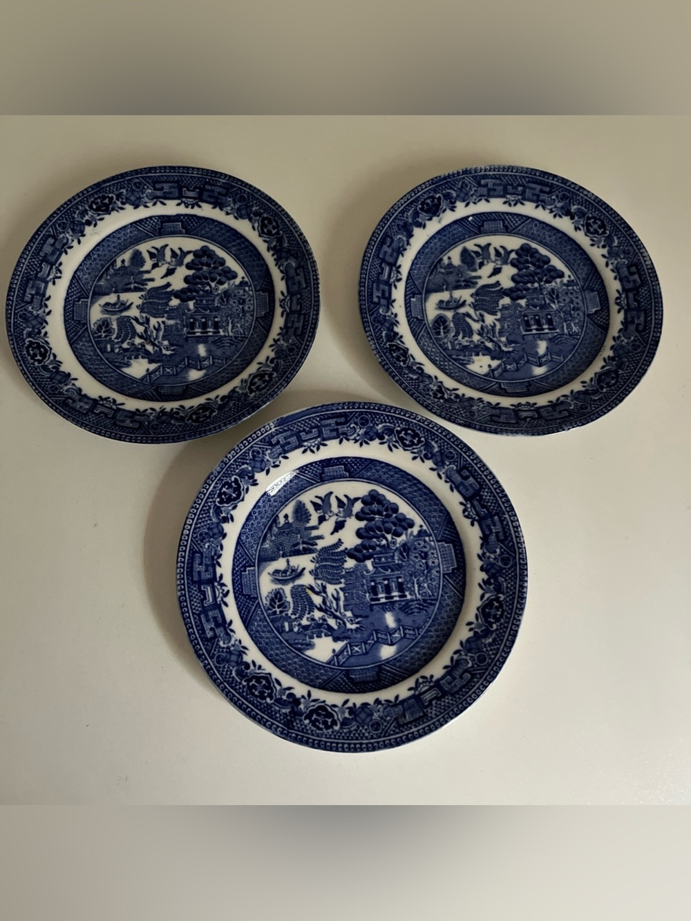 Vintage Blue Willow Churchill England Saucers 6” Set of 3
